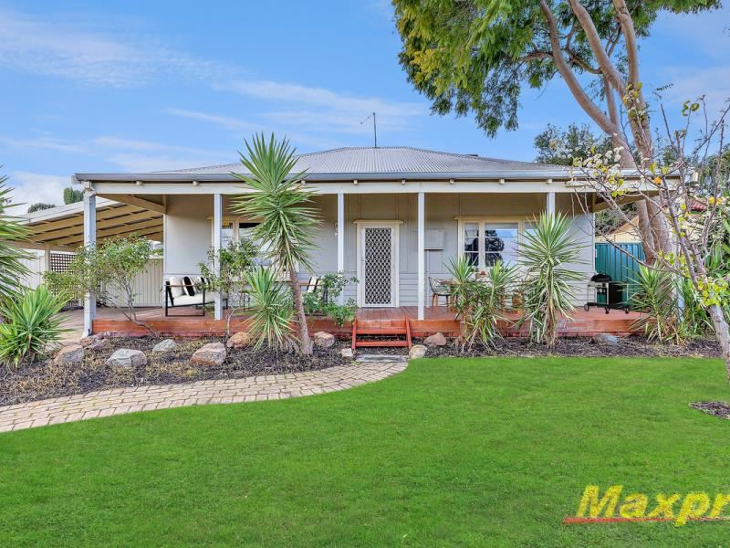33 Eighth Road, Armadale