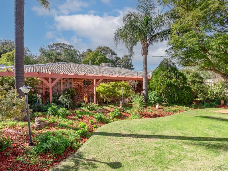 22 Page Road, Kelmscott