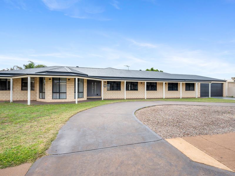 41 Longmore Parade, Broadwood WA 6430