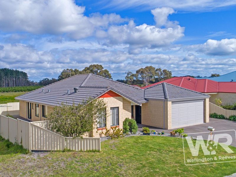 35 Scorpio Dr, Mckail