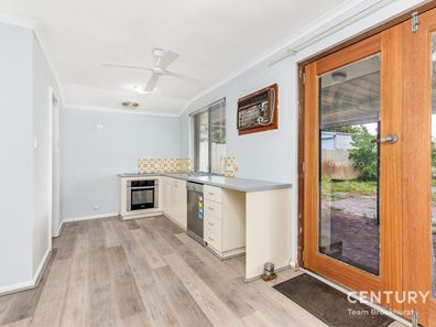 6 Sherlock Close, Gosnells WA 6110