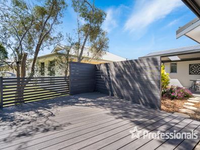 5 Logan Street, Yalyalup WA 6280