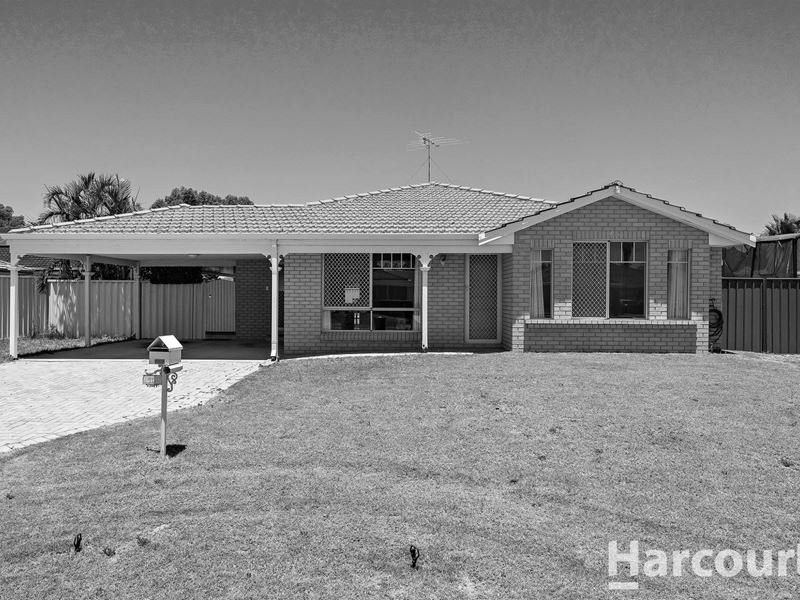 10 Parkstone Grove, Meadow Springs