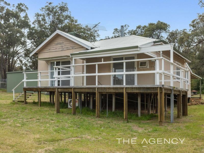 240 Stokes Close, Wooroloo WA 6558