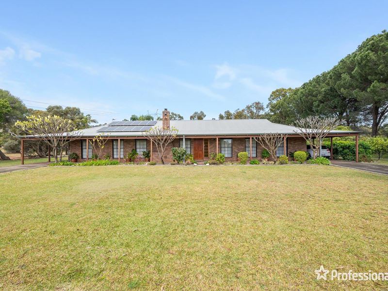 60 Lewis Road, Wattle Grove WA 6107