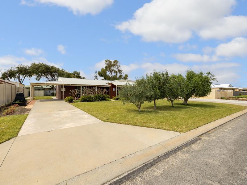 3 Craig Way, Lancelin WA 6044