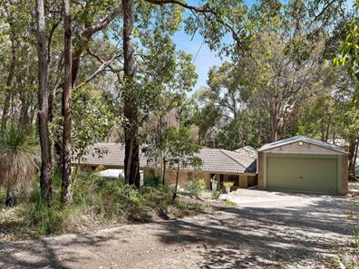 21 Mackie Road, Roleystone WA 6111