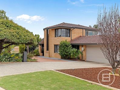 16 Adora Street, Alexander Heights WA 6064