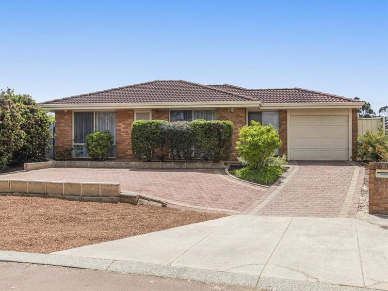 33 Amethyst Place, Maida Vale WA 6057