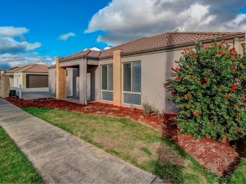 1/27-29 Prince Street, Queens Park WA 6107