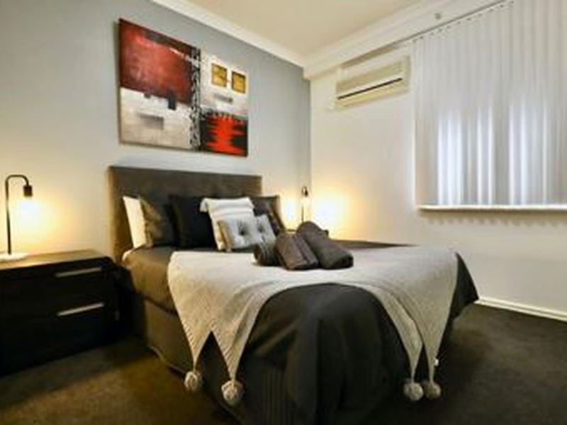 11/193 Hay Street, East Perth