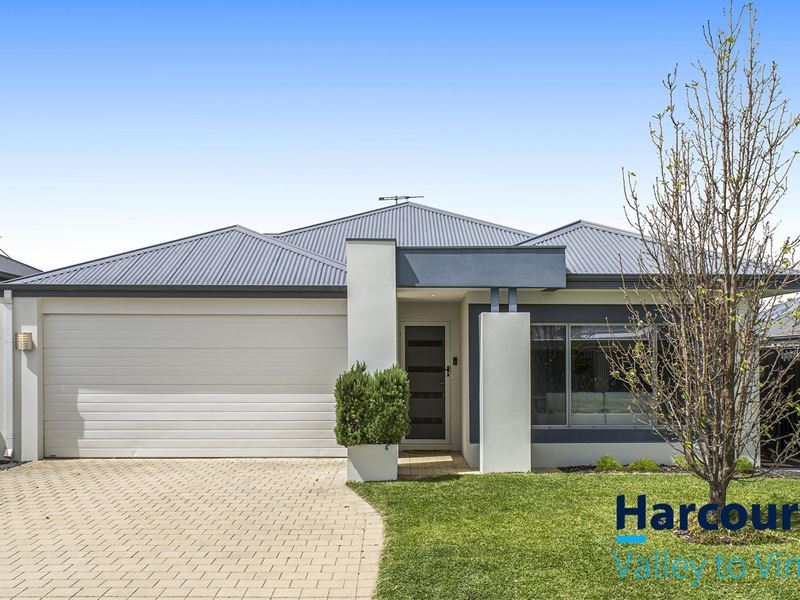 4 Noctis Way, Aveley WA 6069