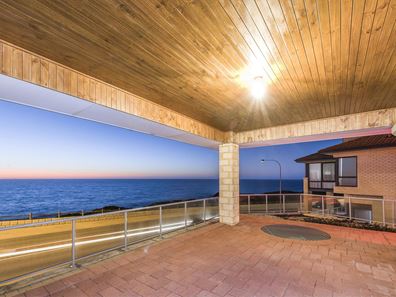 150 Ocean Drive, Quinns Rocks WA 6030