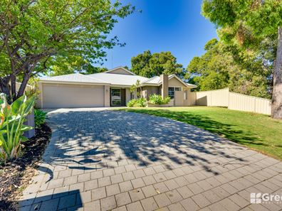 12 Sandalwood Close, Falcon WA 6210