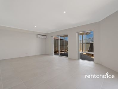 5/23 Limestone Rise, Piara Waters WA 6112