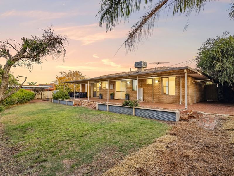10 Mitchell Court, Beechboro