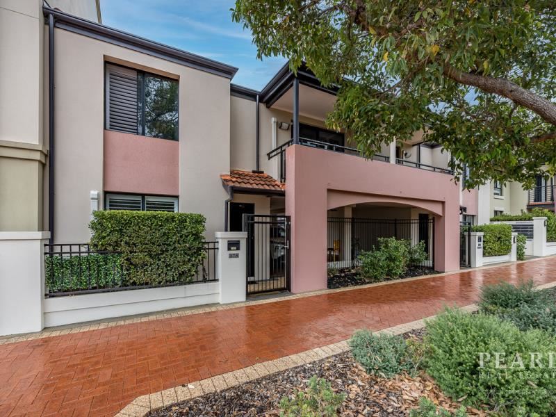 2/176 Lakeside Drive, Joondalup WA 6027