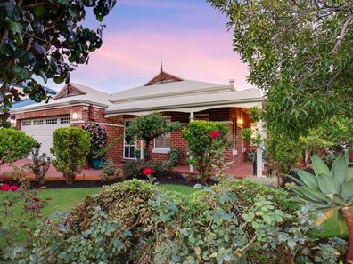 23 Settlers Circle, Gwelup WA 6018