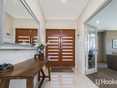 37 Drysdale Gardens, Wandi WA 6167
