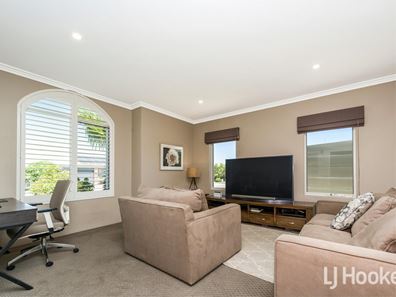 37 Drysdale Gardens, Wandi WA 6167