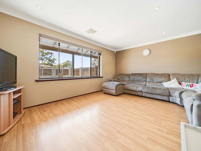 39A ORONSAY ROAD, Greenwood WA 6024
