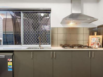 1 Mintberry Gardens, Byford WA 6122