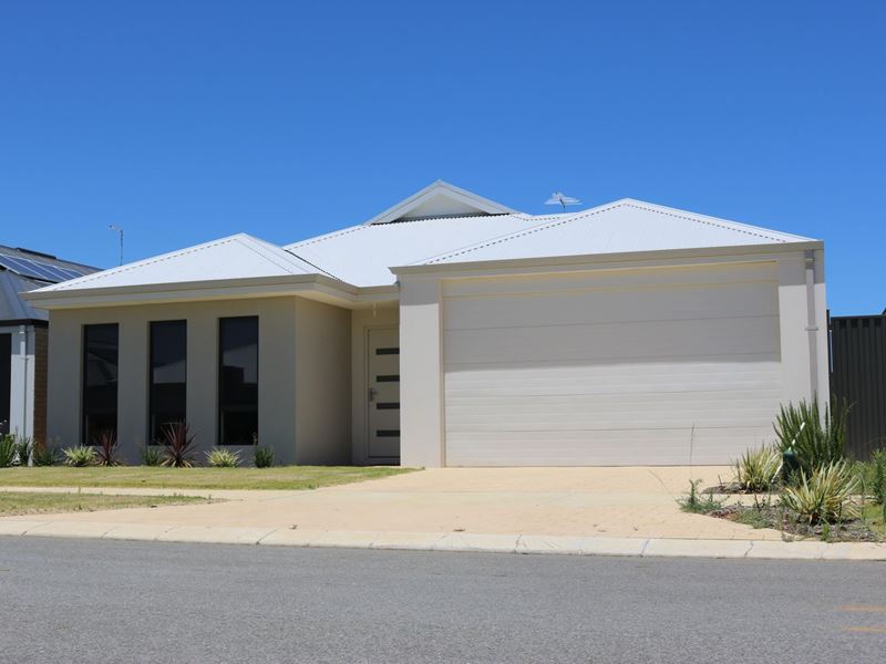 8 Dorset Street, Haynes WA 6112