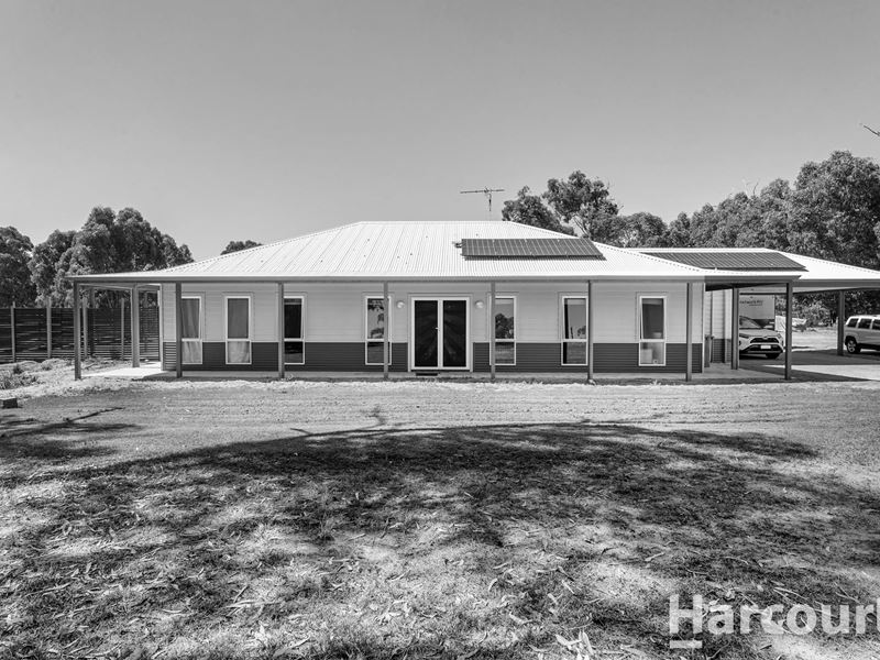 14 Armstrong Hills Drive, Lake Clifton WA 6215
