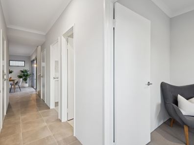 9D Halley Street, Innaloo WA 6018
