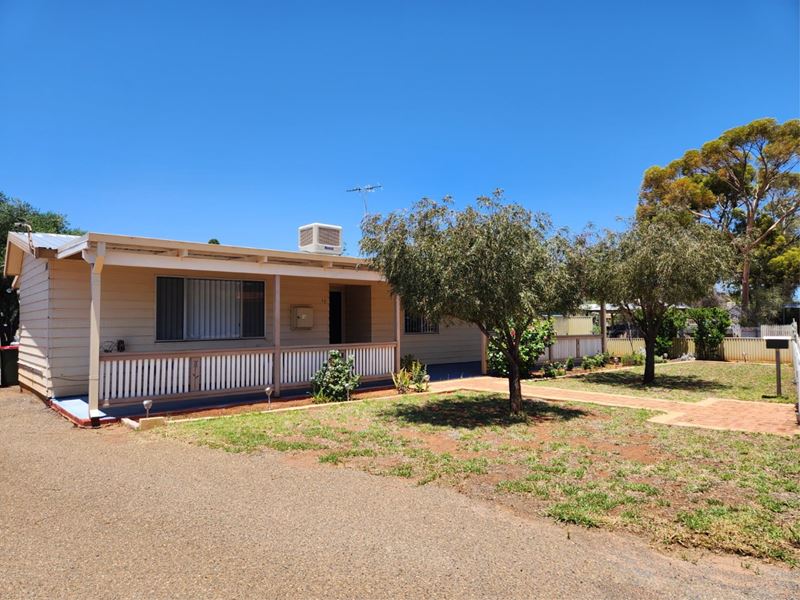 12 Kruseana St, Kambalda West WA 6442