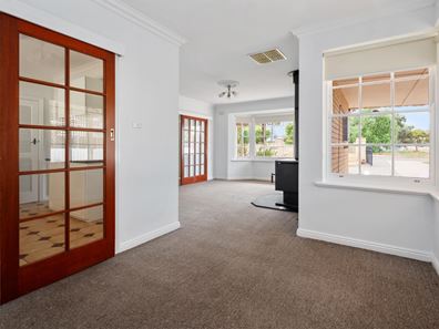 118 Ward Street, Lamington WA 6430