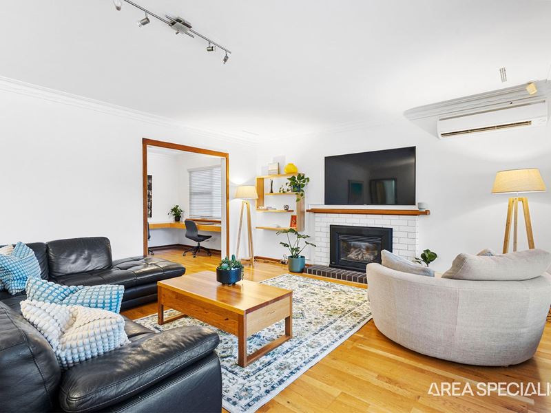 166 Calais Road, Wembley Downs WA 6019