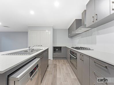 89 Sapphire Chase, Wellard WA 6170