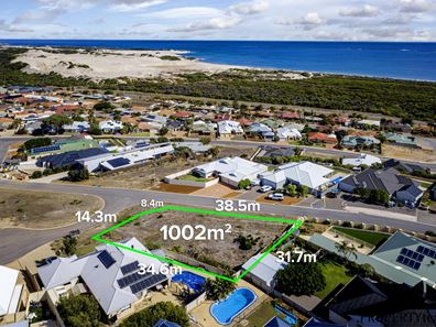 1 Coral Court, Wandina WA 6530