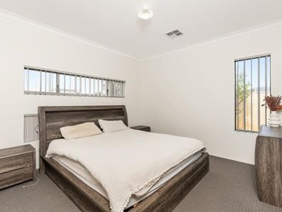 30 Moonstone Parkway, Wellard WA 6170