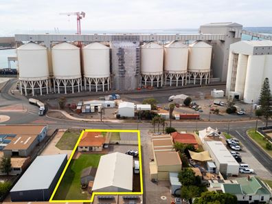 385 & 387 Marine Terrace, West End WA 6530