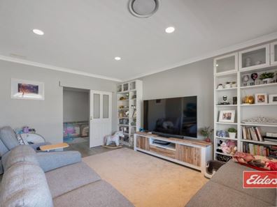 8 Mallee  Court, Mount Tarcoola WA 6530