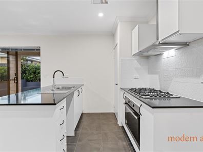 4 Oldbury Street, Aveley WA 6069