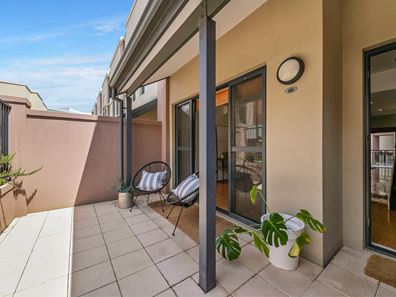 68/1 Station  Street, Subiaco WA 6008