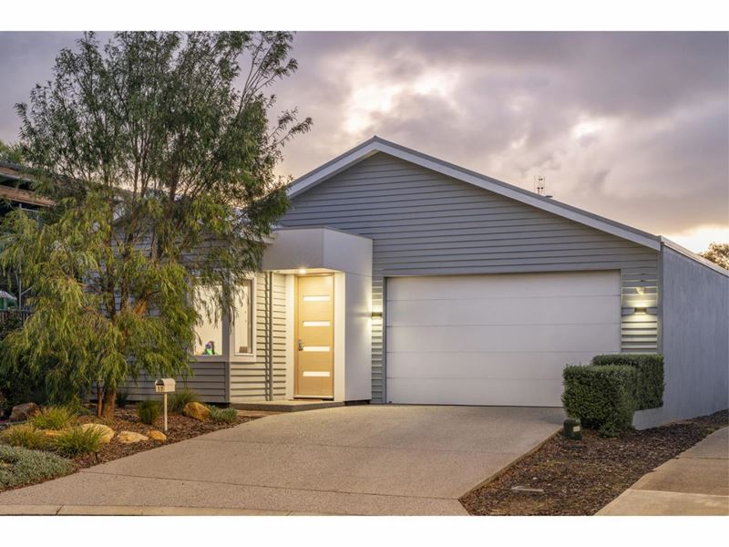 17 Jingarie Place, Dunsborough