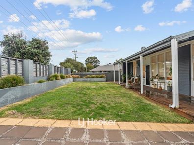 81 Beach Road, South Bunbury WA 6230