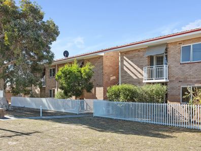 3/6 Anthony Way, Tuart Hill WA 6060