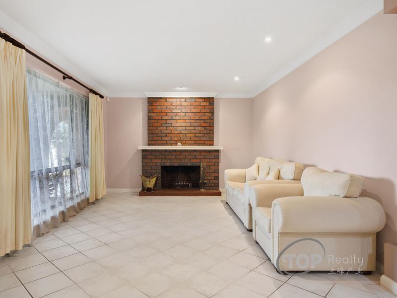 21 Damepattie Drive, Willetton