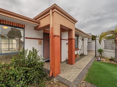 106 Hillsborough Drive, Nollamara WA 6061