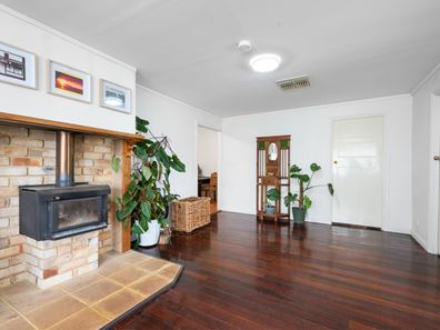 92 Ward Street, Lamington WA 6430
