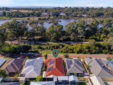 35 Arramall Trail, Lakelands WA 6180
