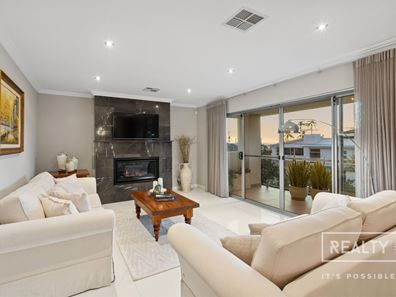 36 Raleigh Road, Sorrento WA 6020