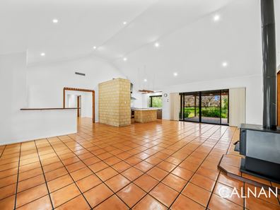 210 Duckpond Road, Wellard WA 6170