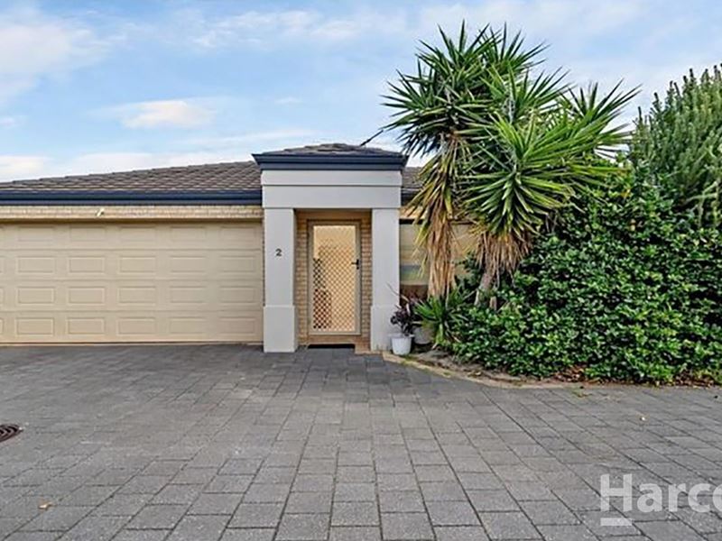 2/14 Binnar Court, Erskine