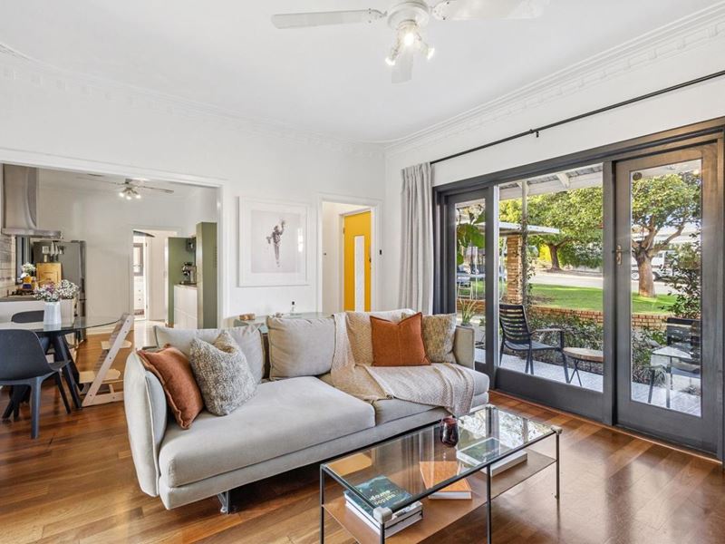 166B St Brigids Terrace, Scarborough WA 6019